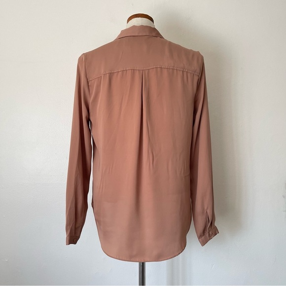 L’academie Tan collar shirt size Small preowned - Picture 5 of 6